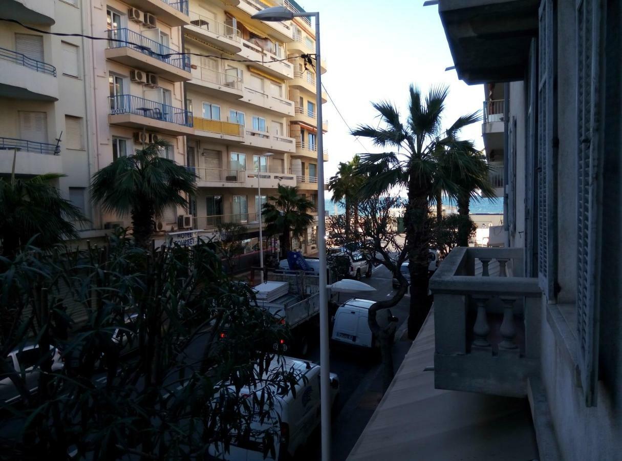 Amiral Courbet Apartment Juan-les-Pins Szoba fotó